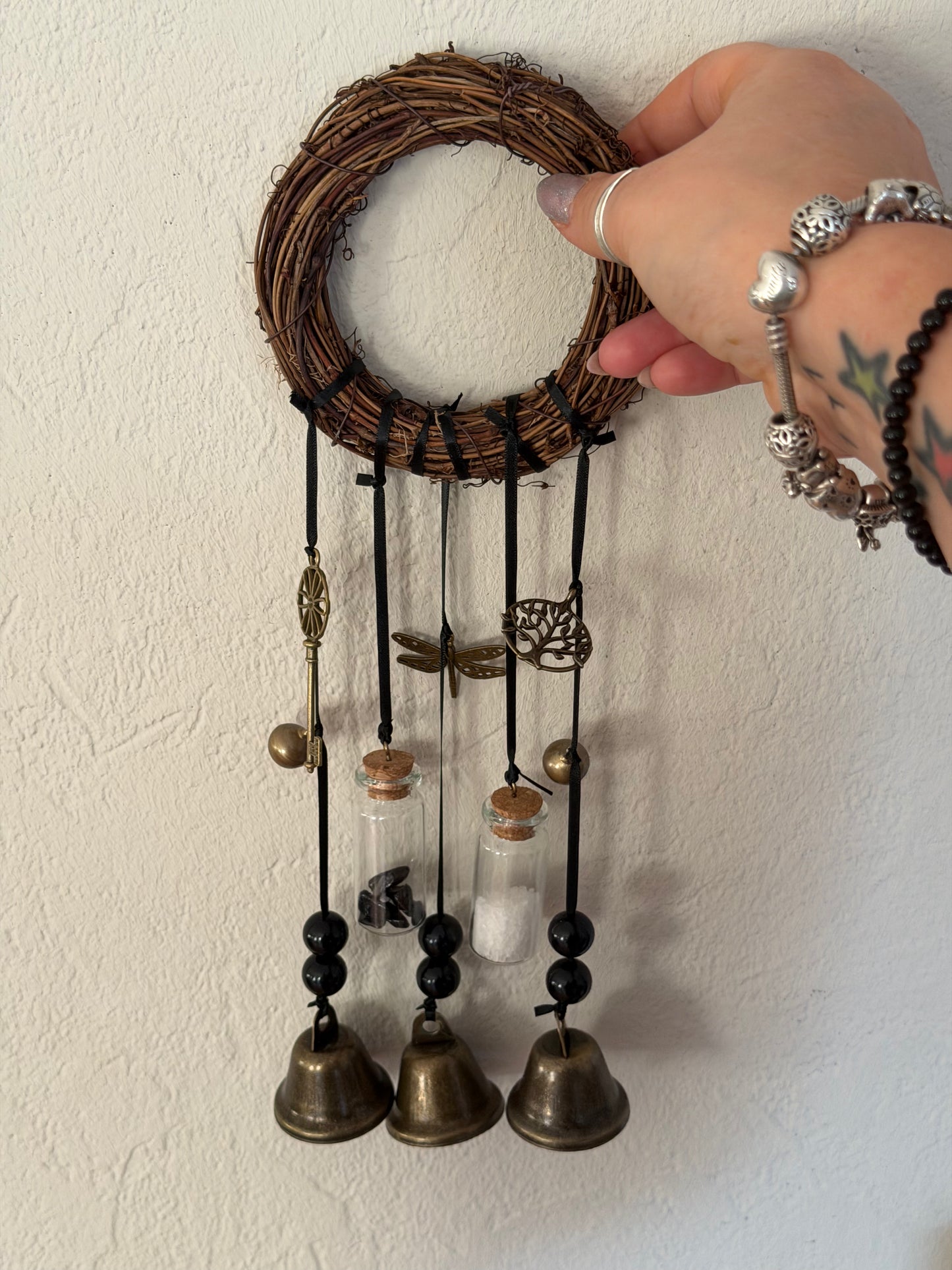 Hexen-Schutzglocken – handgefertigt mit Meersalz & schwarzem Turmalin